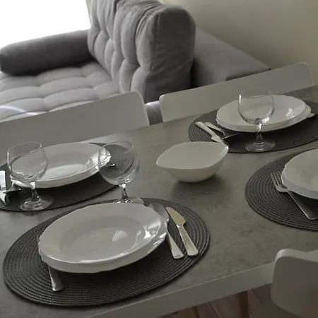Apartament Srebrny Z Garazem Kołobrzeg Esterno foto