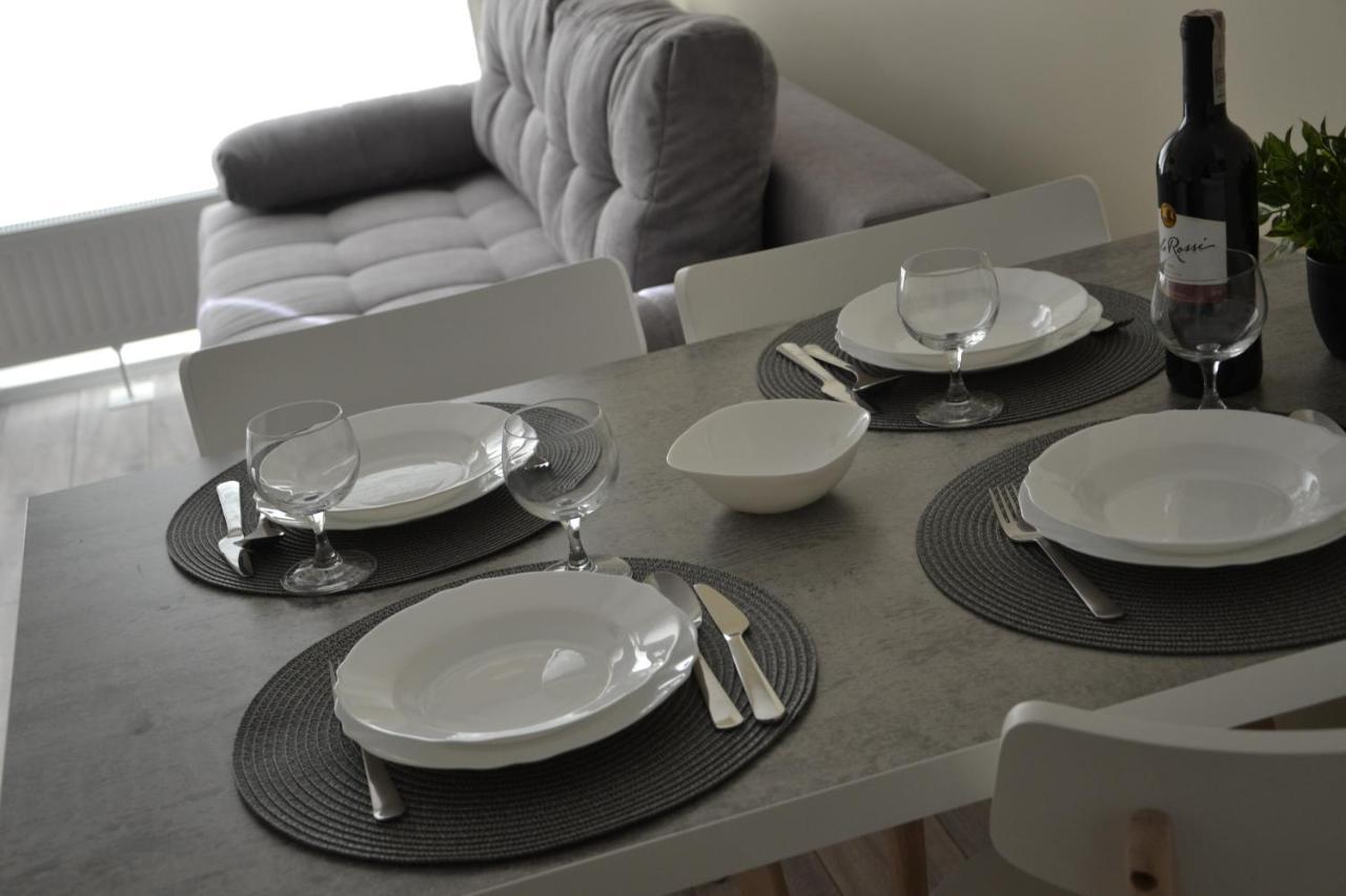 Srebrny Z Garazem Apartment Kolobrzeg